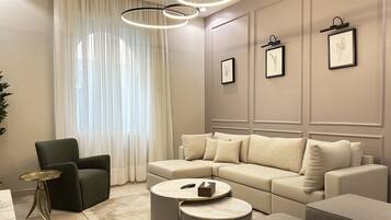 Design-huoneisto, 2 makuuhuonetta | Oleskelualue | Taulutelevisio