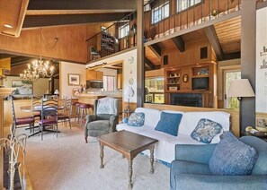 Televisión, chimenea