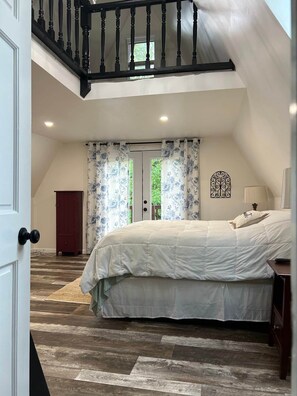 4 bedrooms, free WiFi, bed sheets