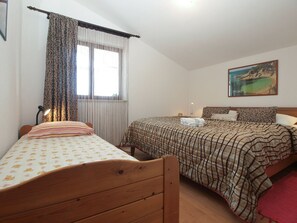 2 bedrooms, Internet