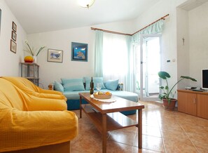 TV - Apartment 2317/108186 (Istria - Premantura), 300m from the beach (Premantura)