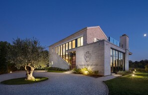 Exterior - Villa Valens Residence (Tinjan)