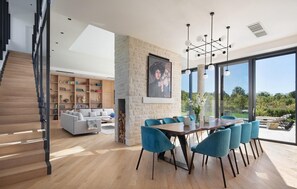 Interior - Villa Valens Residence (Tinjan)