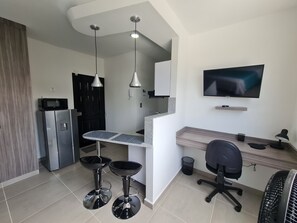 Suite | Television - 407 Moderno Aparta-Suite en Versalles Tipo Loft - Cali Tower Suites & Lofts (Cali)
