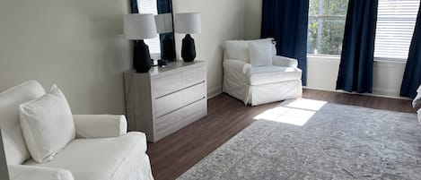 3 bedrooms, WiFi, bed sheets