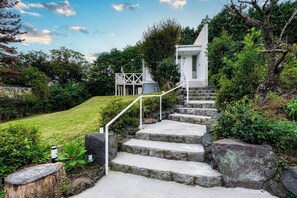 Property grounds - Designer private villa located in a quiet villa ar / Ito Shizuoka (Ito)