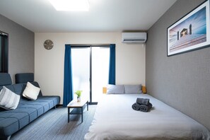 1 bedroom, free WiFi, bed sheets - Shimikaku Room 101 JR Kyoto Station Arashiyama / Kyoto Kyōto (Kyoto)