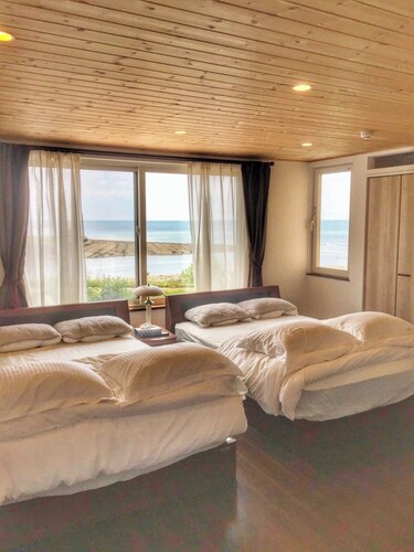 Walk to the sea Pets allowedBBQ space availableMaximum 12 people allowedPerfect for families and / Ishikari Hokkaidō