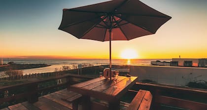 Walk to the sea Pets allowedBBQ space availableMaximum 12 people allowedPerfect for families and / Ishikari Hokkaidō