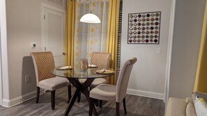 Dining - Cozy one bedroom,close to everything Raleigh  (Raleigh)