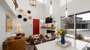 Interior - Blue Sky Views at The Quarry (Whitefish)