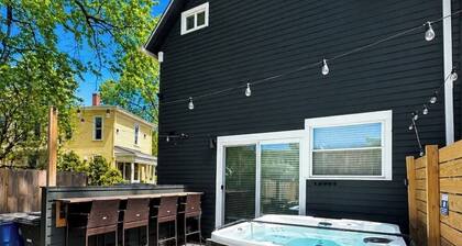 Location! Modern Ohio City Luxury + 2 King Beds + Luxury Hot Tub
