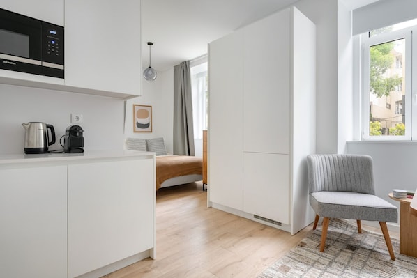 Interior - Blueground | Benfica, furnished, full kitchen (Lisbon)