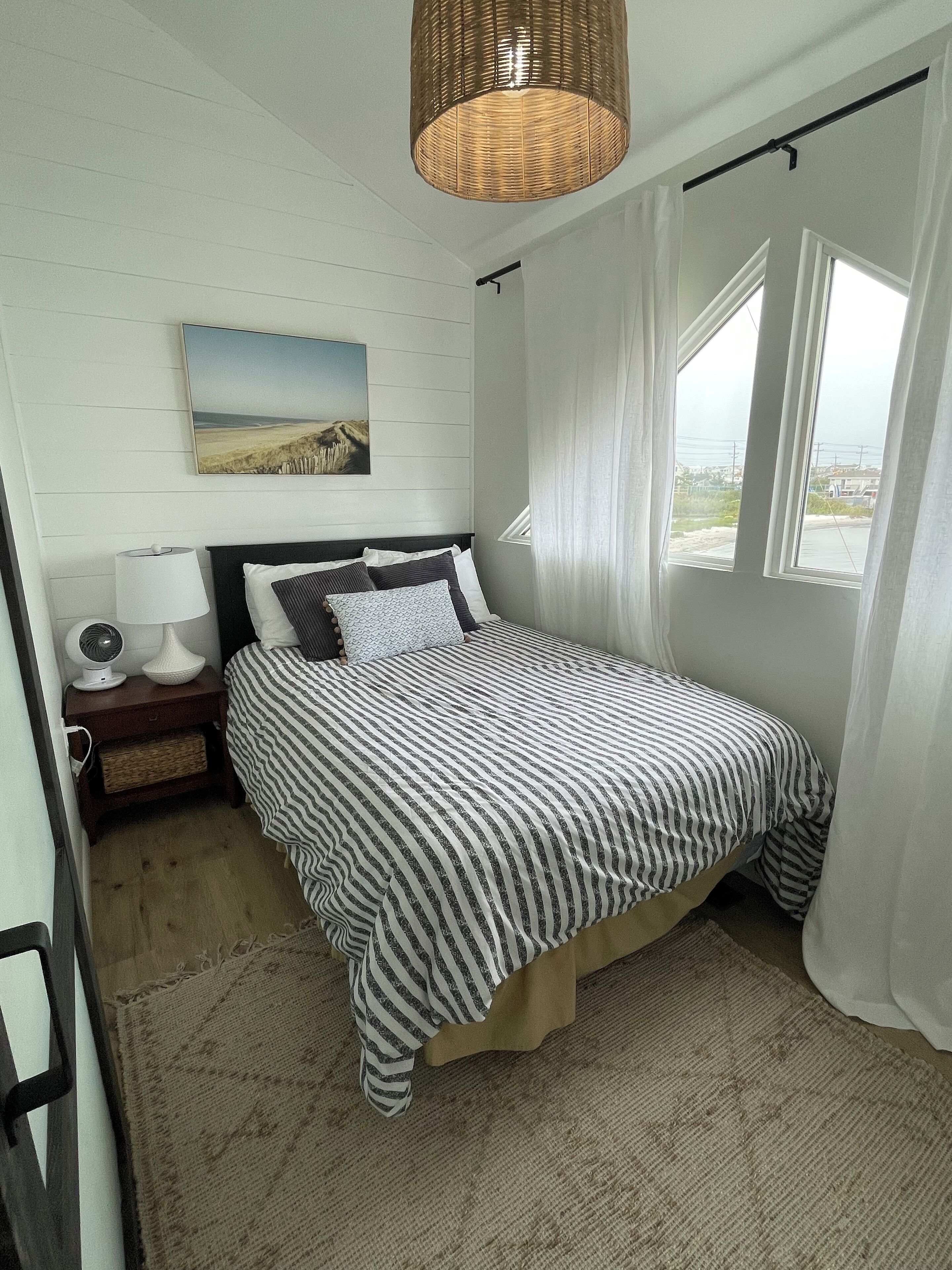 3 habitaciones, tabla de planchar con plancha y wifi 