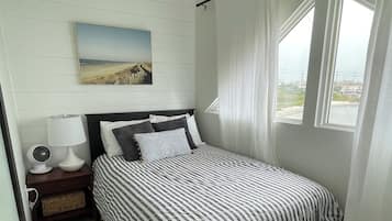 3 habitaciones, tabla de planchar con plancha y wifi