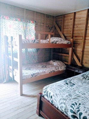 3 chambres, draps fournis