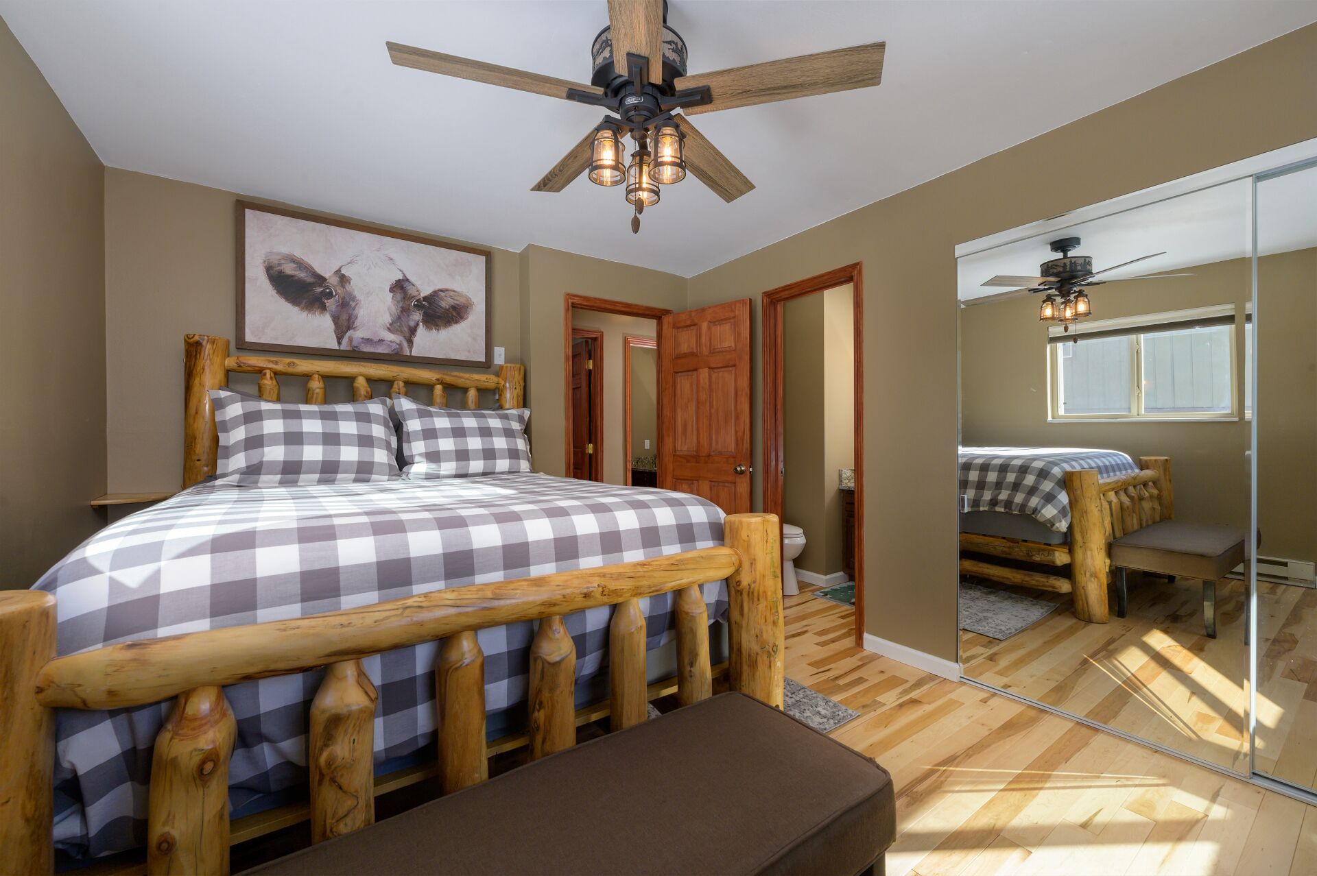 2 chambres, fer et planche à repasser, Wi-Fi gratuit, draps fournis