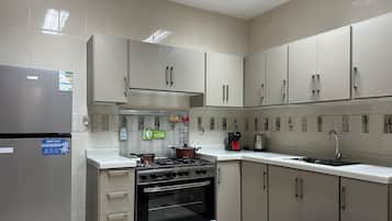 Design-Apartment, 2 Schlafzimmer | Eigene Küche | Wasserkocher