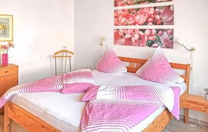 2 chambres, lit de bébé portatif, accès au Wi-Fi (inclus)