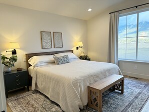 2 soverom, reiseseng for barn, wi-fi (inkludert) og sengetøy