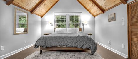 4 室のベッドルーム、アイロン / アイロン台、WiFi、ベッドシーツ