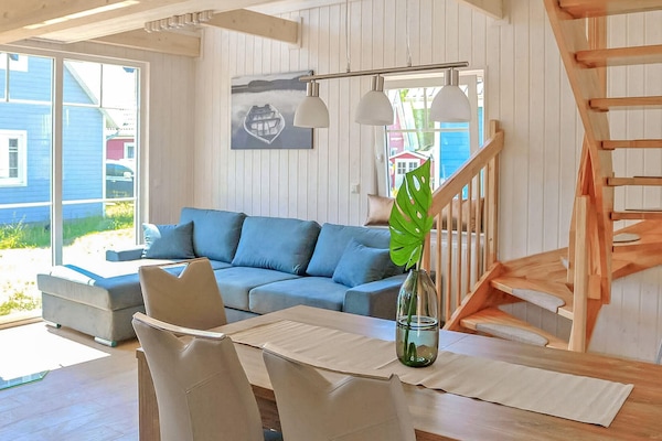 TV, caminetto, impianto stereo