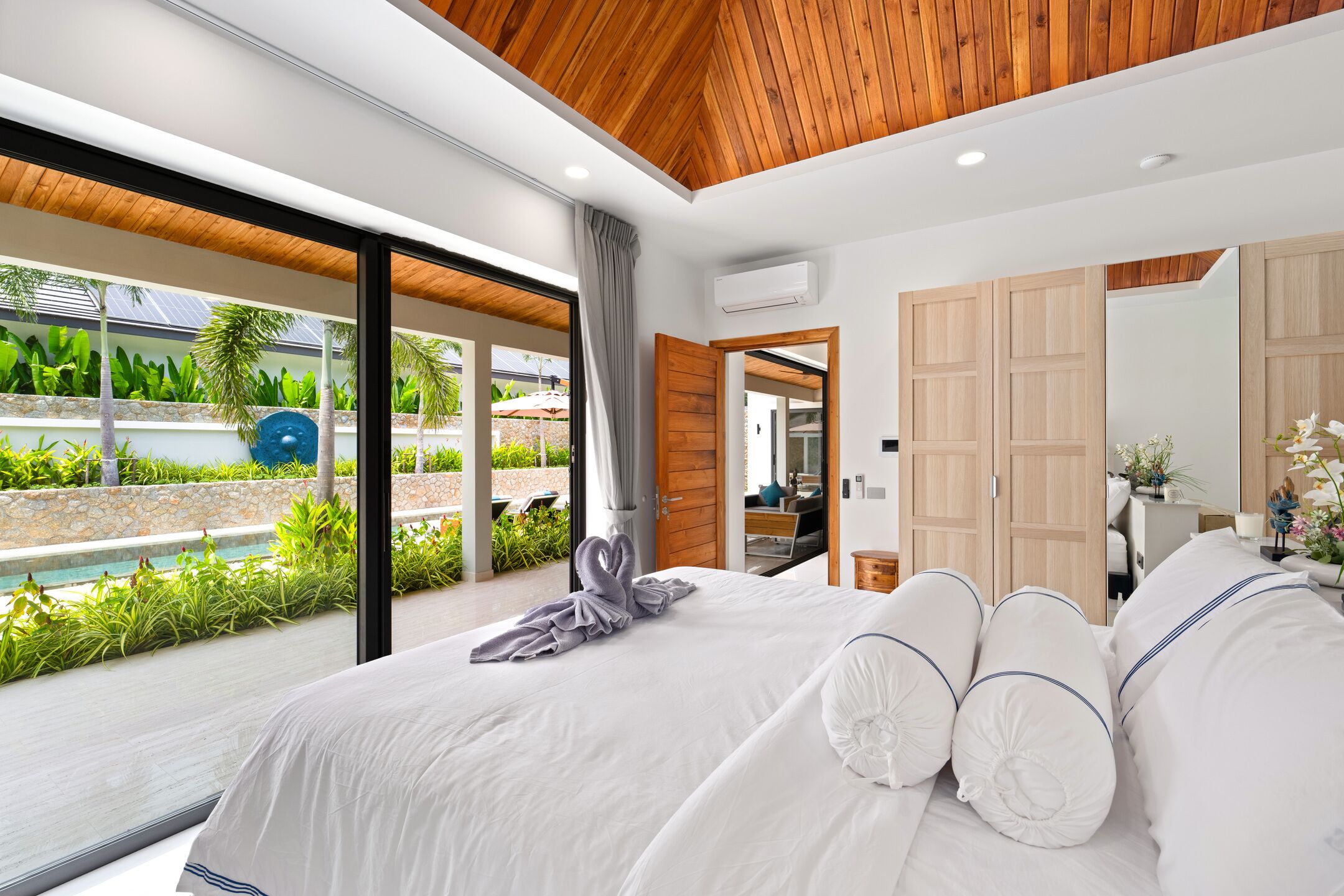 Exclusive Villa | 3 bedrooms, iron/ironing board, free WiFi, bed sheets