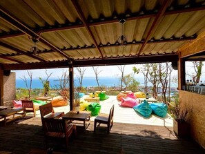 Restaurant - Parinya Hill Homestay & Cafe Koh Larn (Bang Lamung)