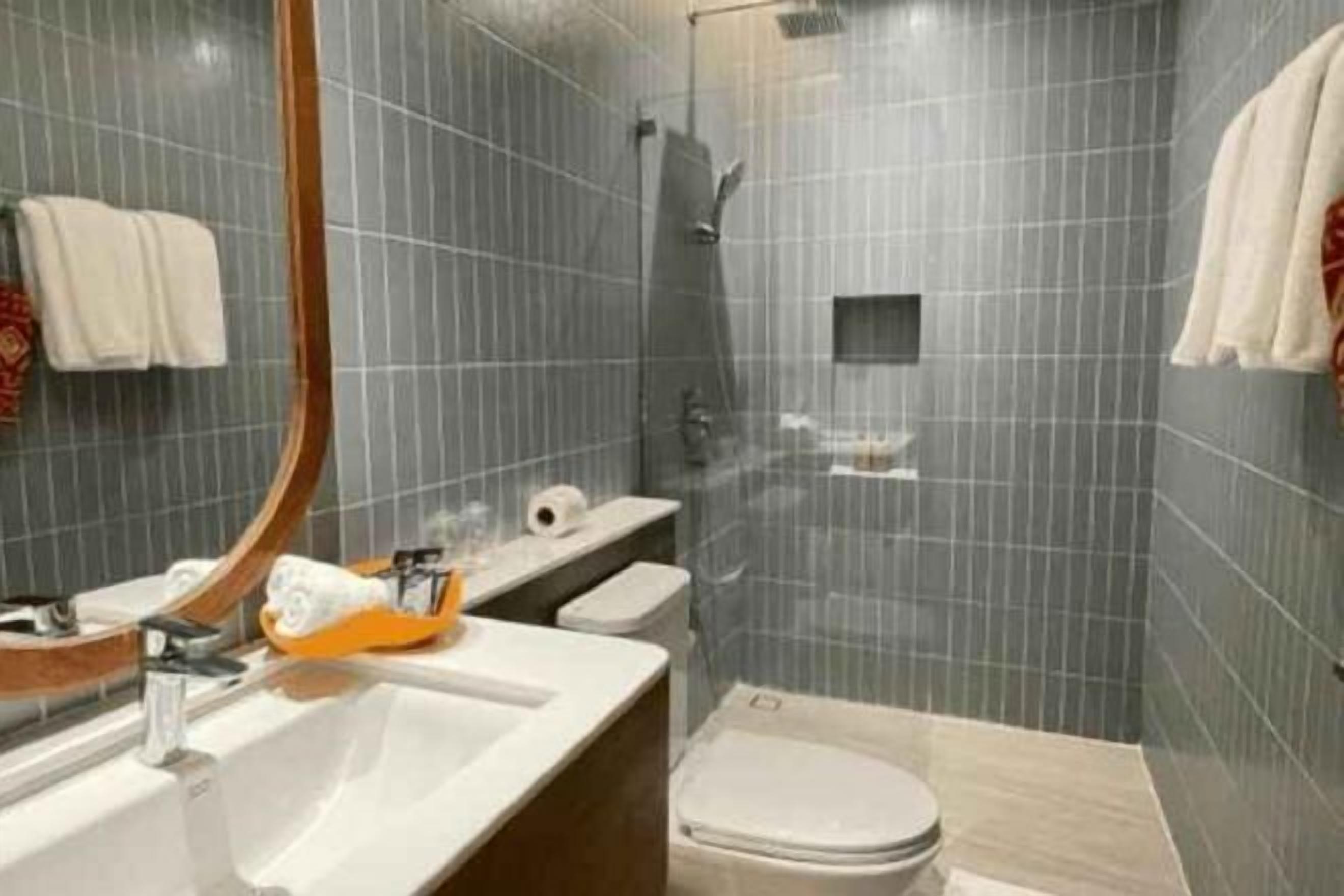 Haartrockner, Hausschuhe