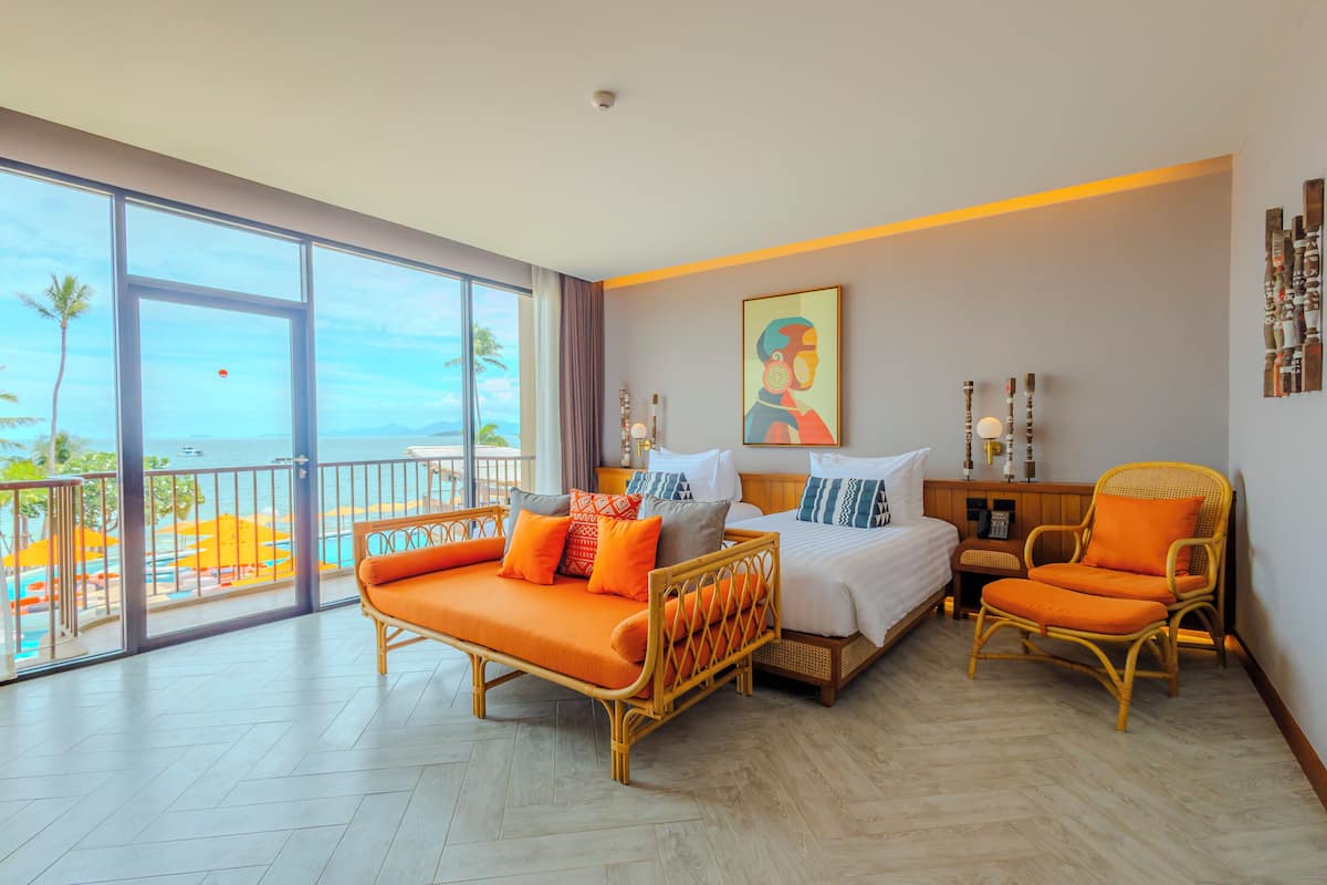 Grand Twin Room, Sea View | Free WiFi, bed sheets
