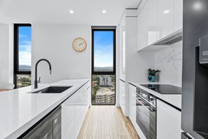 Apartment | Private kitchen - Opus - GCLR (Broadbeach)