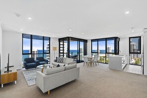 Apartment | Living area | Flat-screen TV - Opus - GCLR (Broadbeach)