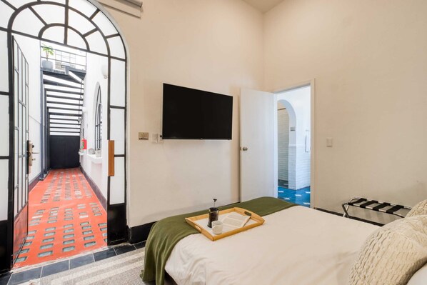 1 chambre, bureau, Wi-Fi, draps fournis