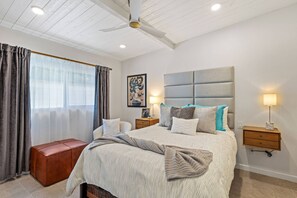 2 bedrooms, desk, iron/ironing board, free WiFi