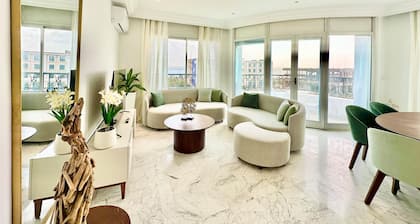 The Lake View Spacious With Amazing Terrace