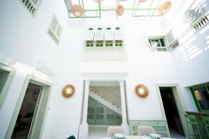 Villa, Accessible | 4 bedrooms - Villa Verde Elegance et Luxe a la Tunisienne (Sidi Bou Said)