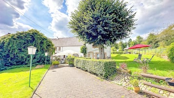 Enceinte de lâhĂ©bergement