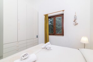 2 chambres, Wi-Fi gratuit, draps fournis