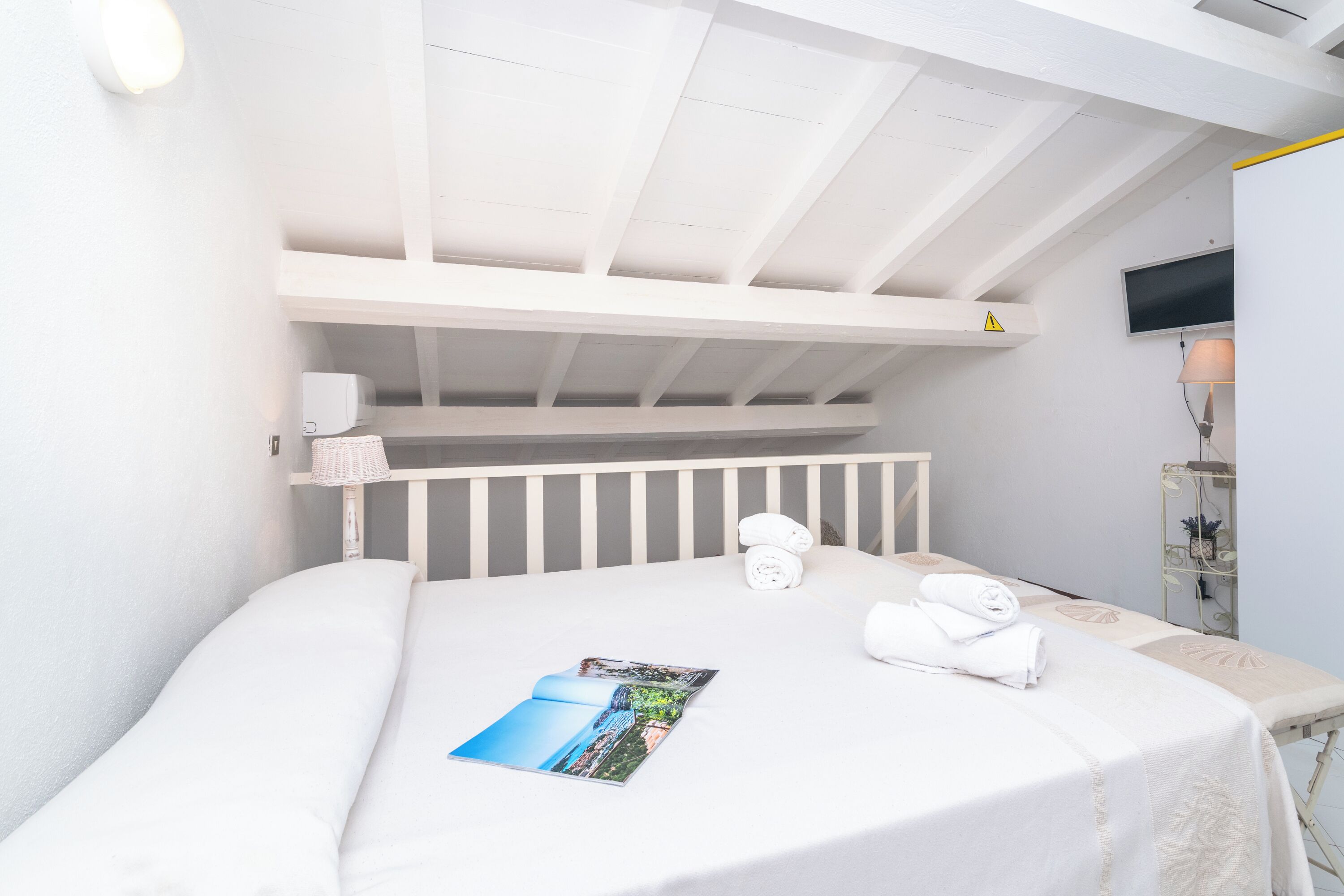 ファミリー アパートメント ベッドルーム (複数) 2 バスルーム (Trilo Porto Rotondo Castello 1) | 2 室のベッドルーム、WiFi (無料)、ベッドシーツ