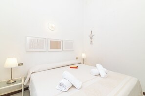 2 chambres, Wi-Fi gratuit, draps fournis