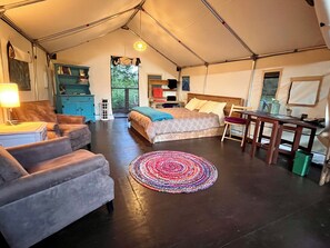 2 bedrooms, free WiFi, bed sheets, wheelchair access