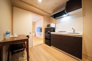 Room - YU Shu Hotel Japanese Family Room (Osaka)