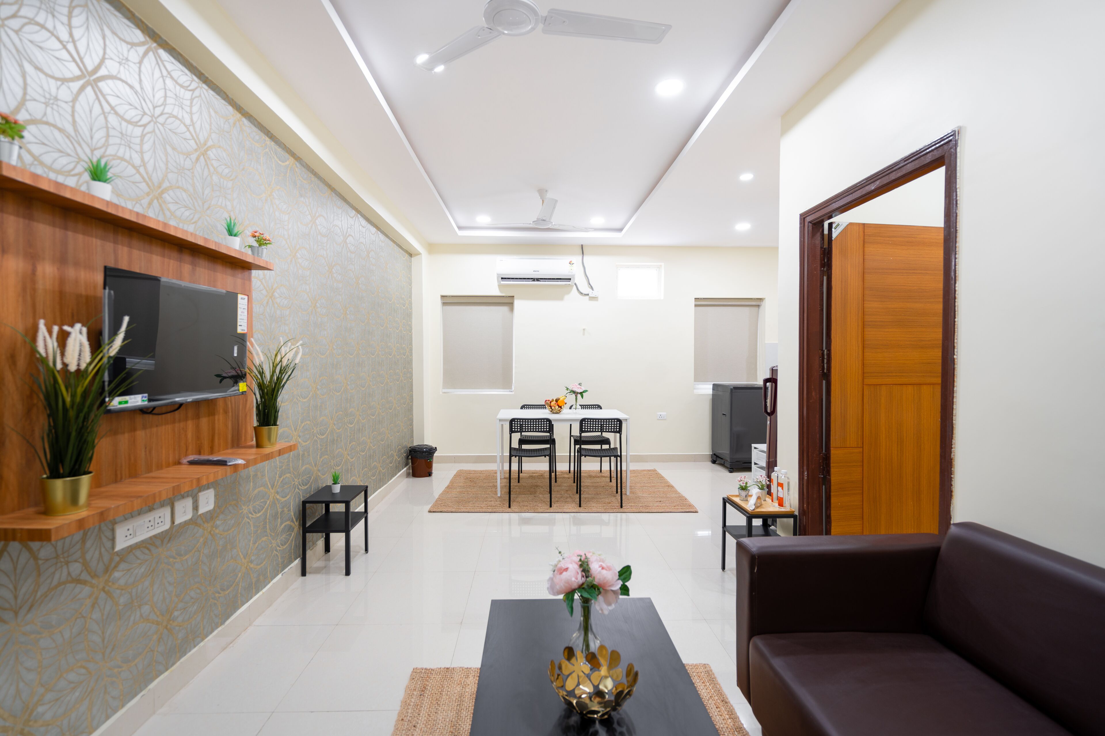 Chambre Double Deluxe | Coin séjour | Télévision à écran plat