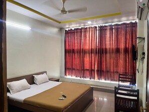 Deluxe Room, City View