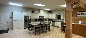 The BooneDocks Lodge in Toledo Bend. Come Experience spacious living.
