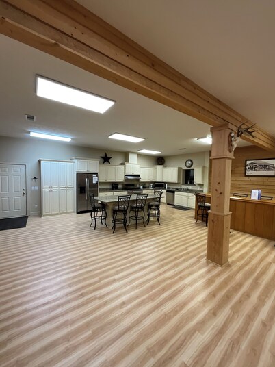 The BooneDocks Lodge in Toledo Bend. Come Experience spacious living.