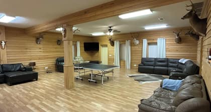 The BooneDocks Lodge in Toledo Bend. Come Experience spacious living.