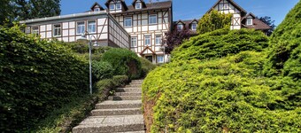 Apartment 'Die Käuzchenkuhle' with Mountain View, Private Terrace and Wi-Fi