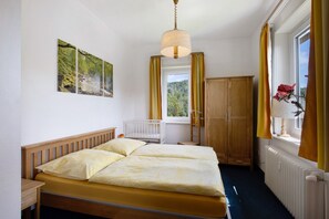 2 makuuhuonetta, ilmainen Wi-Fi, vuodevaatteet