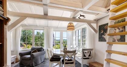 Holiday Home 'Gästehaus Altes Forstamt Sinntal' with Mountain View, Terrace and Wi-Fi